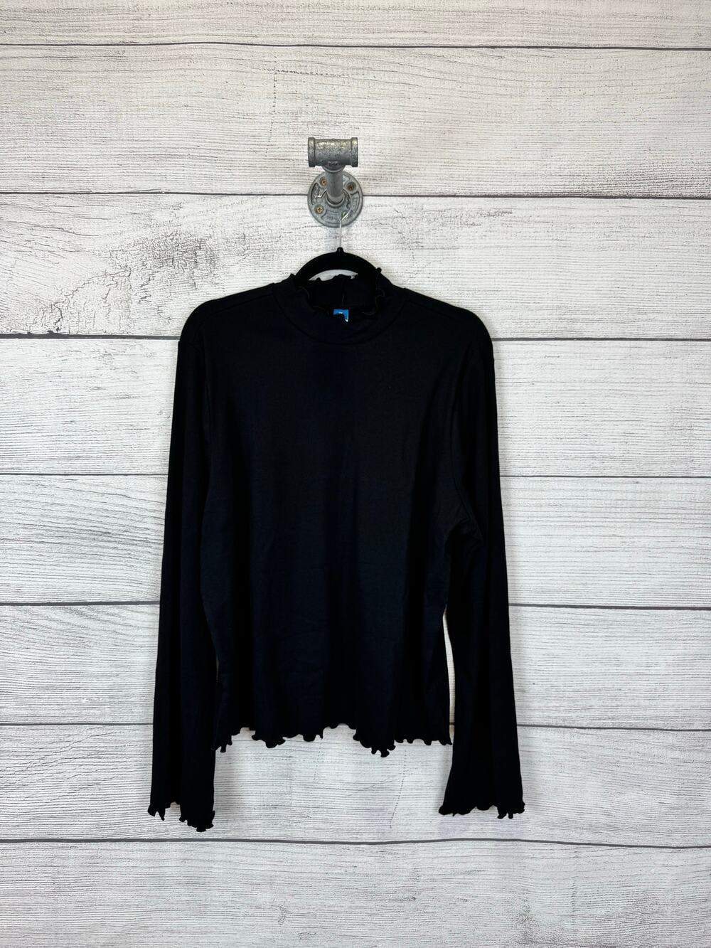 Old Navy Plus Size Black Mock Neck Lettuce Hem Flare Sleeve Top Size 3X